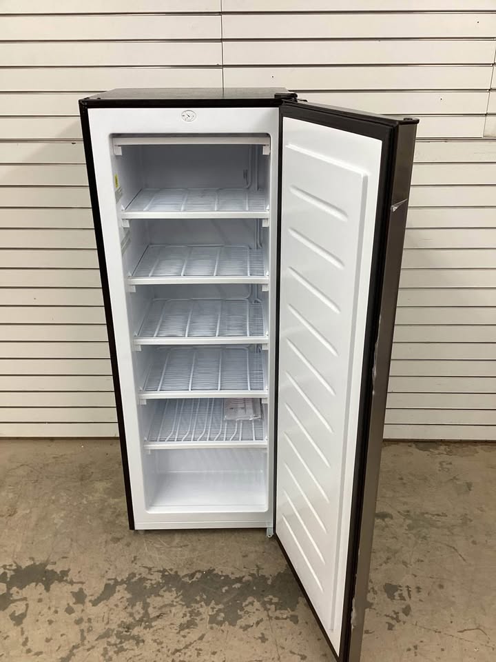 Frigidaire 6.5 cu. ft. Upright Freezer