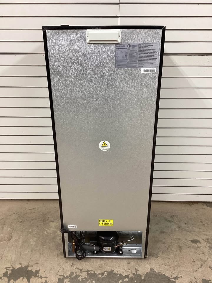 Frigidaire 6.5 cu. ft. Upright Freezer