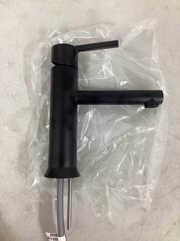 Moen Arlys Matte Black Traditional Bathroom Faucet 4 in.