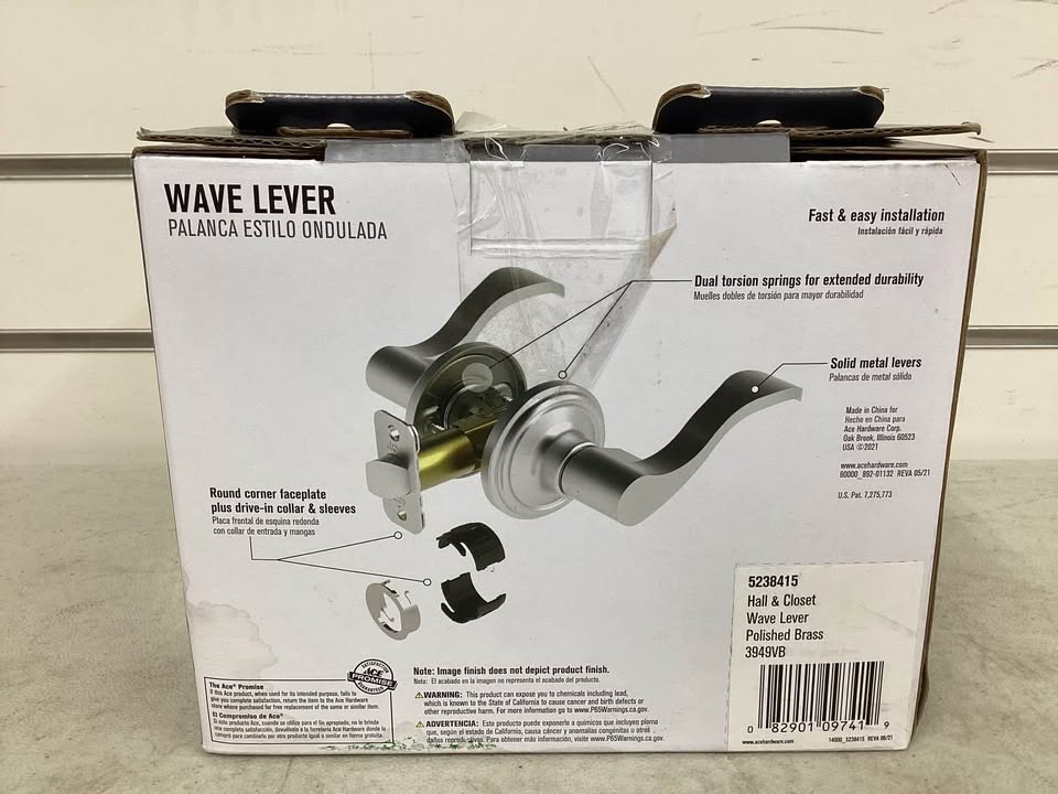Ace Wave Polished Brass Door Handle