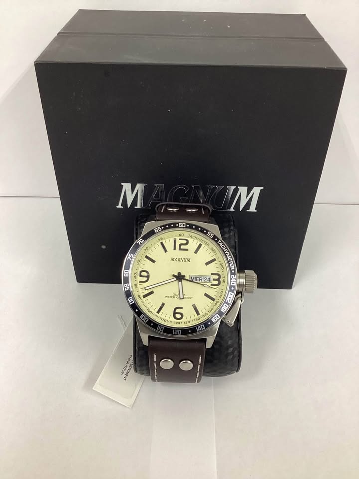 Magnum Wristwatch Military MA31542Y