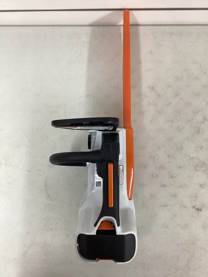 STIHL 12 in. Battery Chainsaw Tool Only