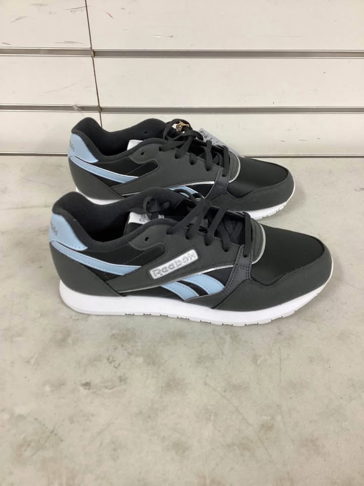 Reebok Women's Ultraflash Running Sneaker Dark Blue Size 8.5