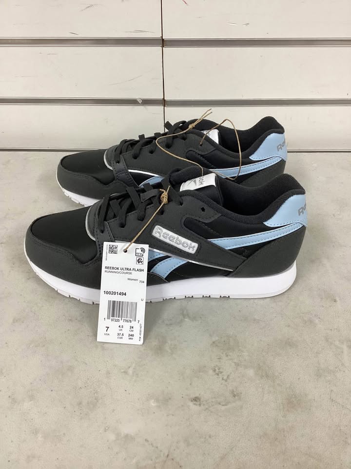 Reebok Women's Ultraflash Running Sneaker Dark Blue Size 7