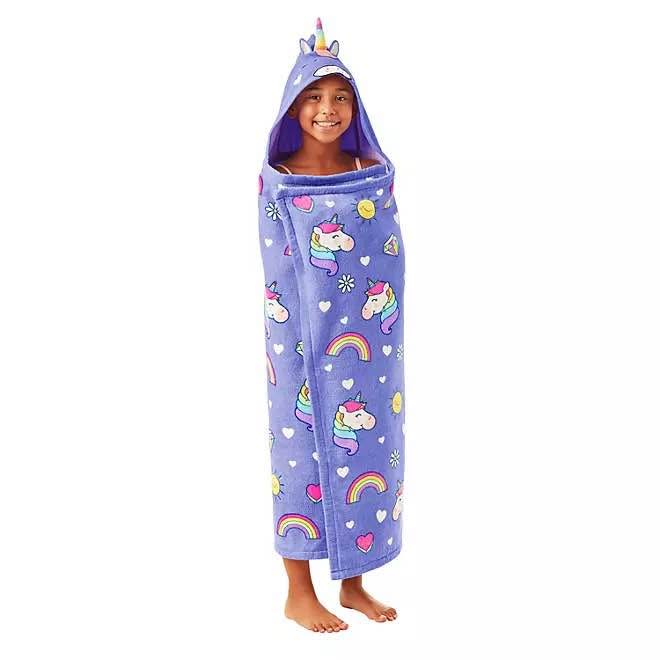Member's Mark Kids' Hooded Unicorn Towel With Hand Pockets