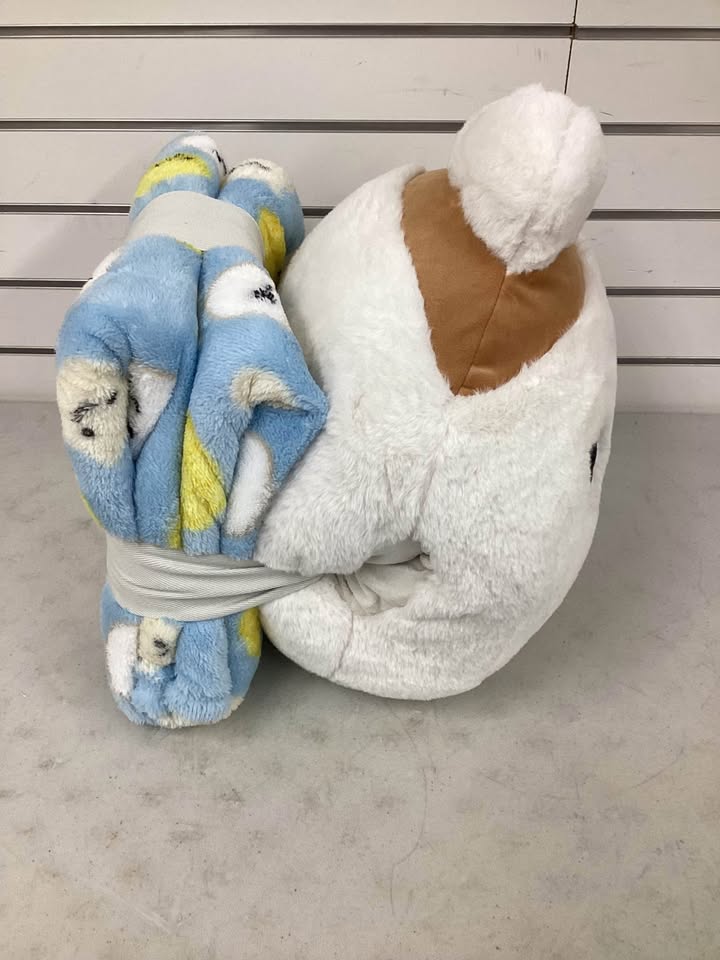 Member's Mark Kids Hugger & Throw Set
