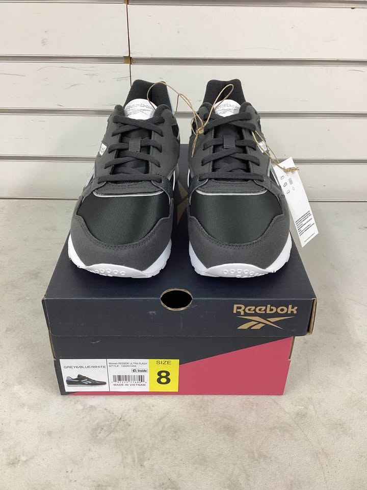 Reebok Women's Ultraflash Running Sneaker Dark Blue Size 8