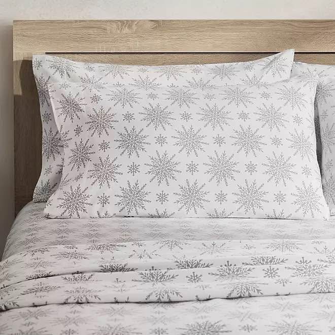Member's Mark Flannel Sheet Set Queen Size Frosted Flakes