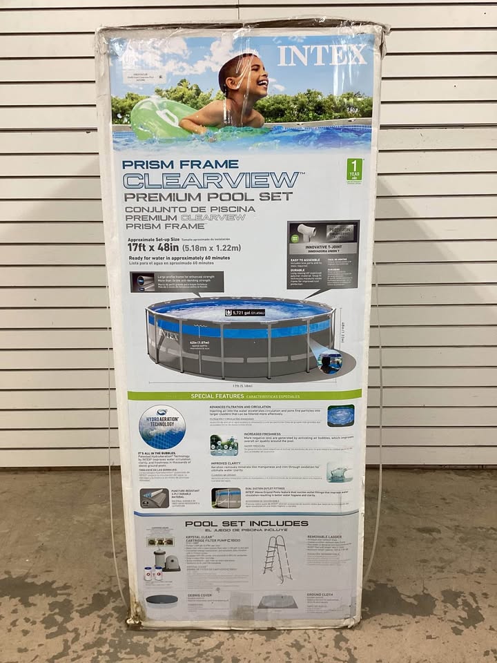 Intex 17' x 48" Swimming Pool Set