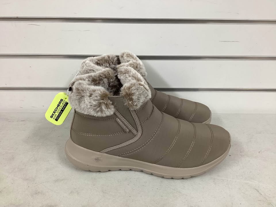Skechers Women's On-The-Go Joy Boot Size 9