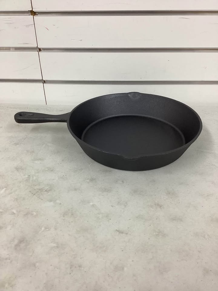 Smart Home 10-Inch Cast Iron Fry Pan