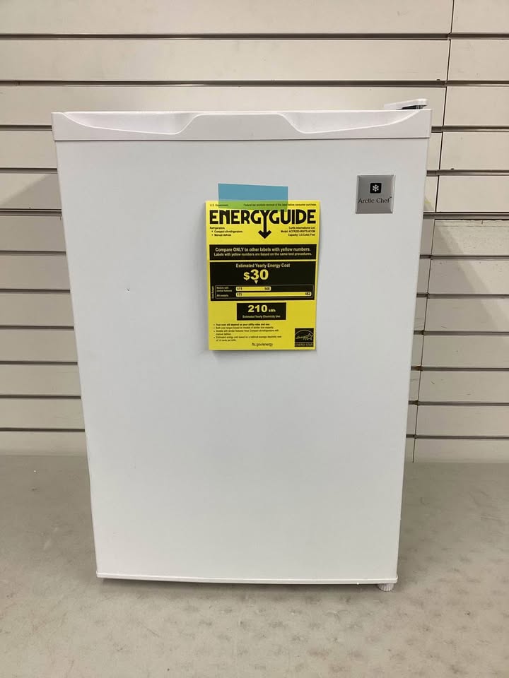 Arctic Chef 2.5 cubic ft. Mini Refrigerator