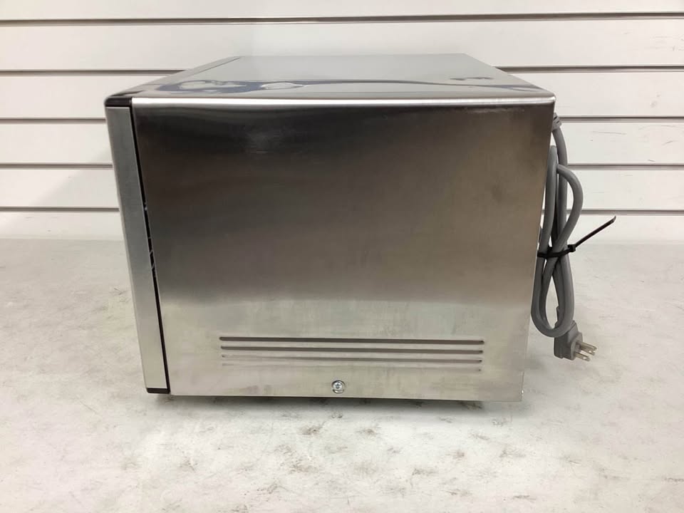 GE 1.1 Cu. Ft. Capacity Countertop Microwave Oven