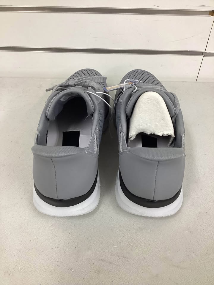 Skechers Men's Verse Hands Free Swift Fit Sneaker Gray Size 9