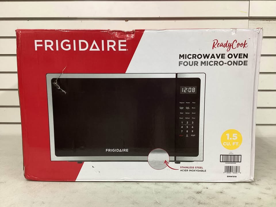 Frigidaire 1.5 cu. ft. 1000 w Countertop Microwave in Stainless Steel