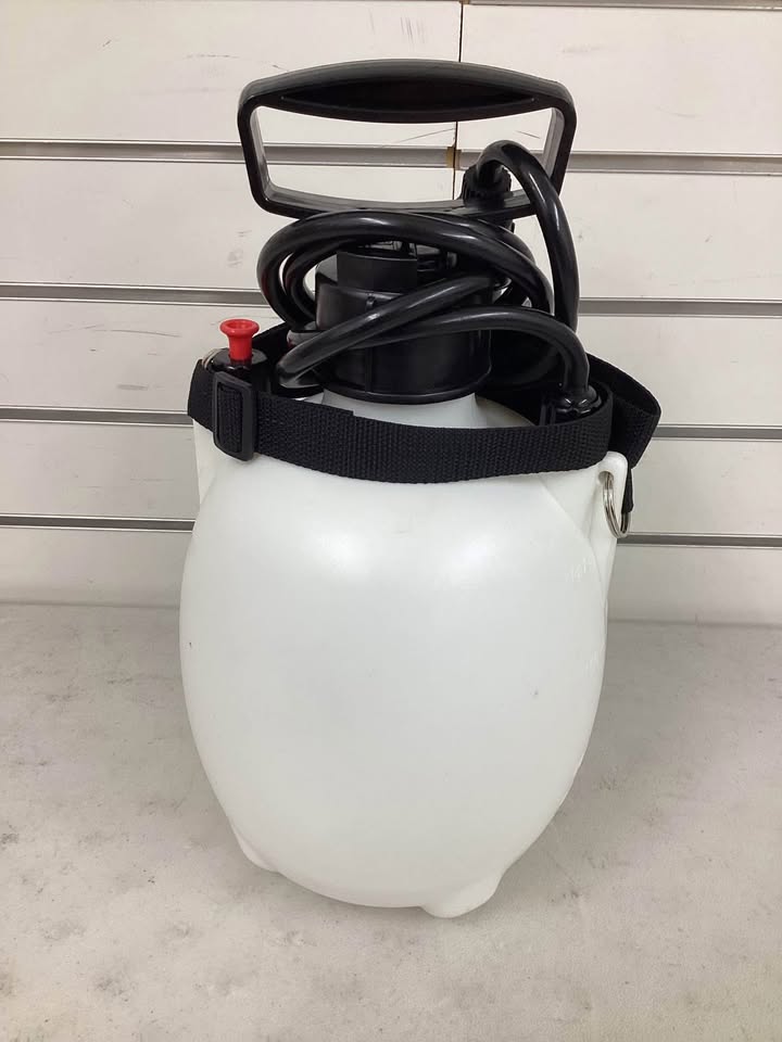 Mulch Wizard 1 Gallon Sprayer and Bag Bundle