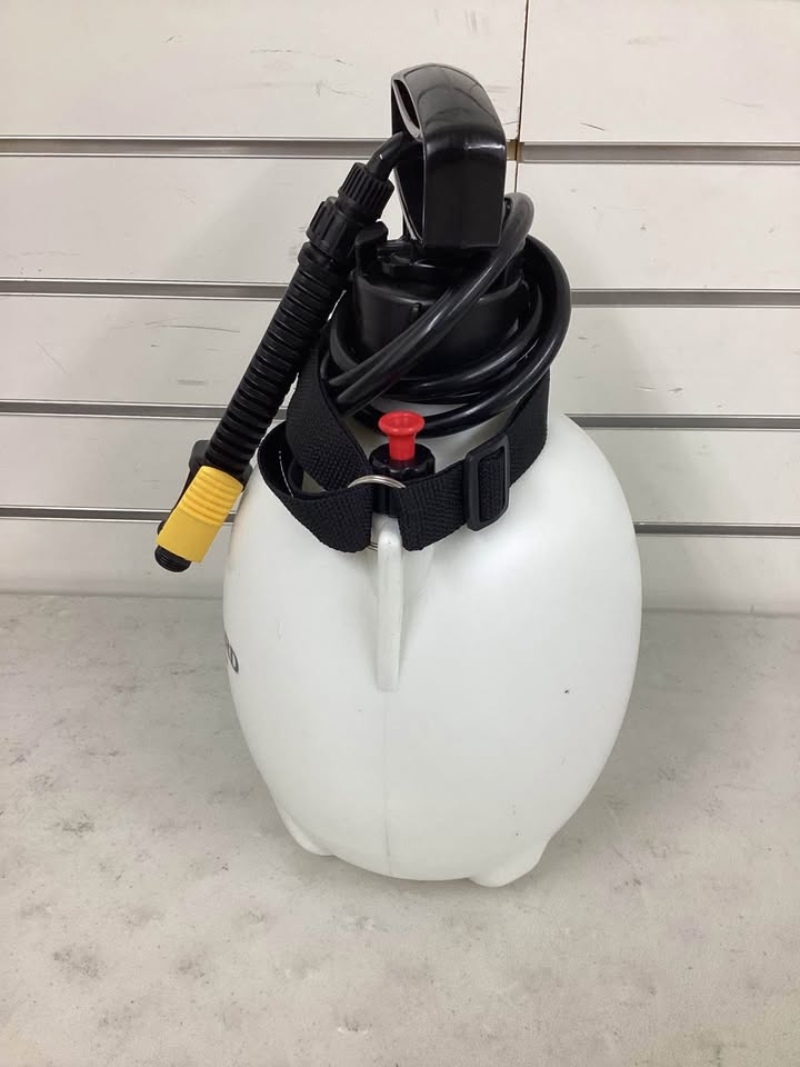 Mulch Wizard 1 Gallon Sprayer and Bag Bundle