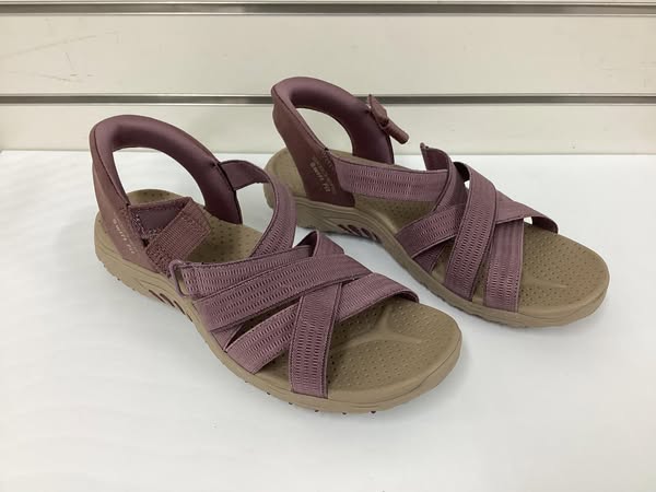 Skechers Women's Swift Fit Sandal Size 8