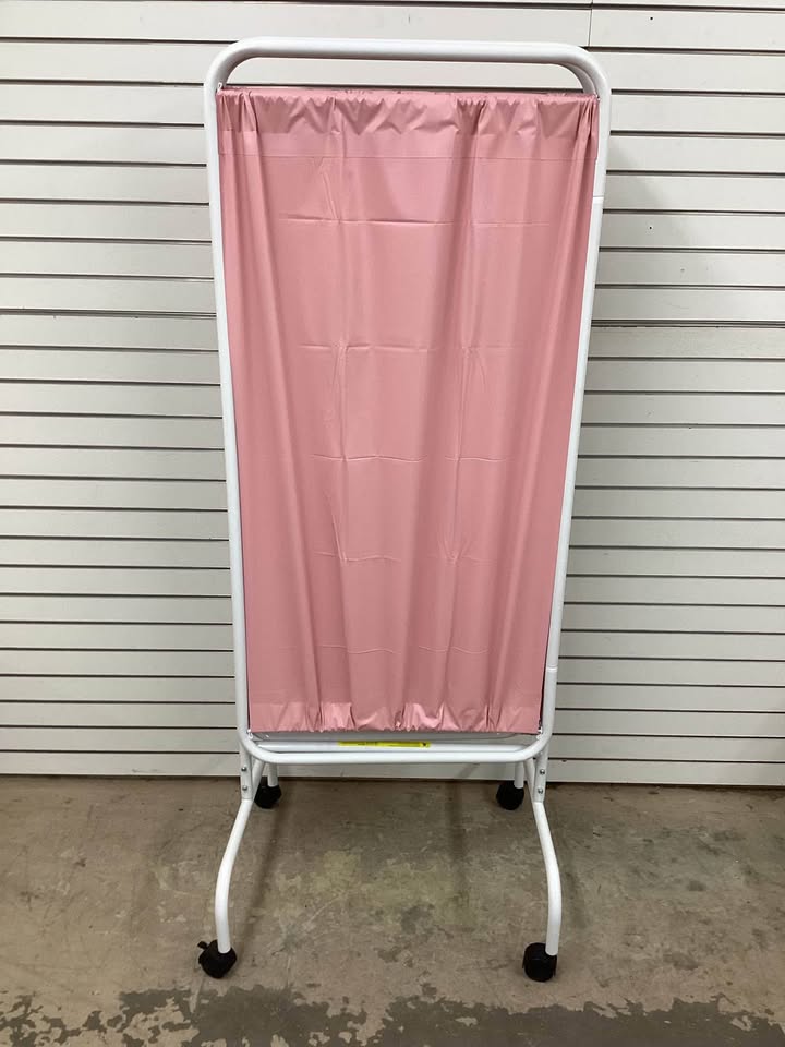 MOBILE ANTIMICROBIAL THREE PANEL PRIVACY SCREEN