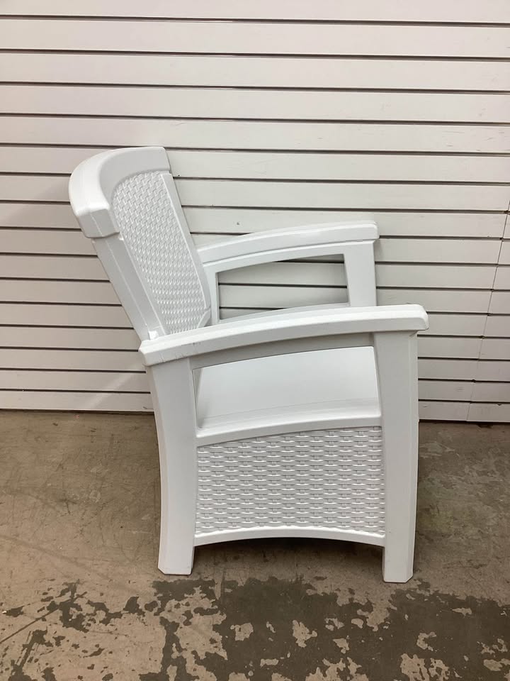 Suncast Outdoor Chair