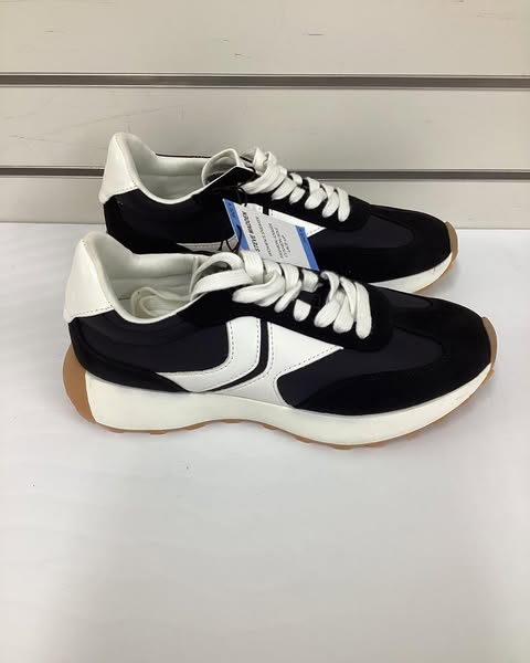Steve Madden Women's Athletic Jogger Sneaker Size 9