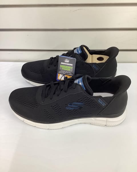 Skechers Men's Verse Hands Free Swift Fit Sneaker Size 10
