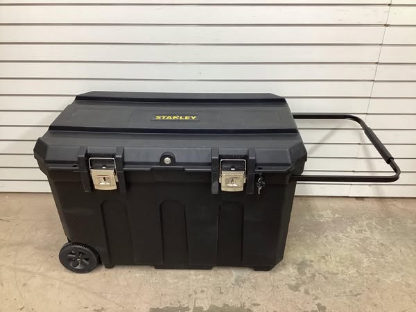 Stanley 50 Gallon Mobile Tool Box