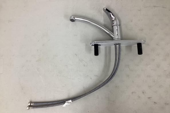 American Standard Colony Pro Single-Handle Standard Kitchen Faucet in Polished Chrome