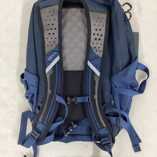 Osprey Quasar Commuter Backpack