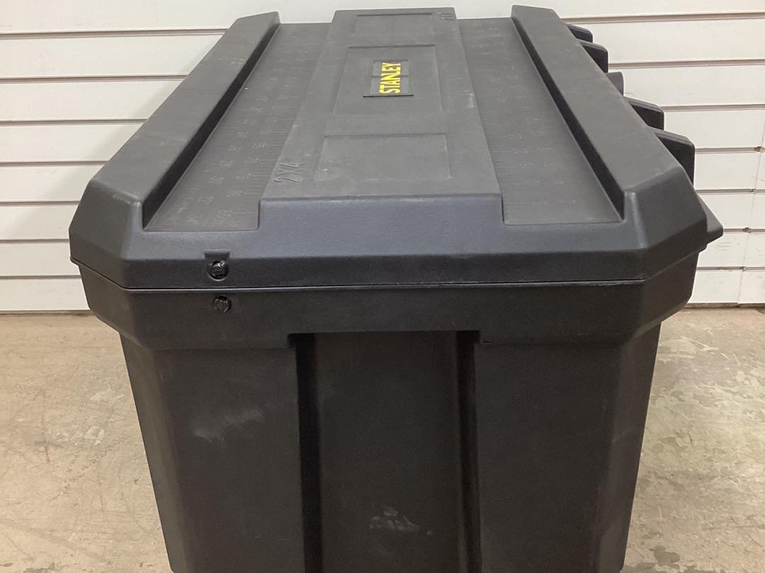 Stanley 50 Gallon Mobile Tool Box