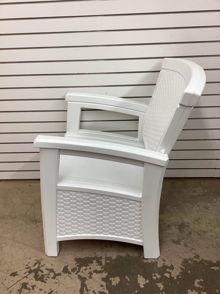 Suncast Outdoor Chair