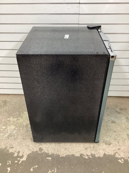Frigidaire 4.6 cu. ft. Retro Mini Fridge with Platinum Door Design with Freezer