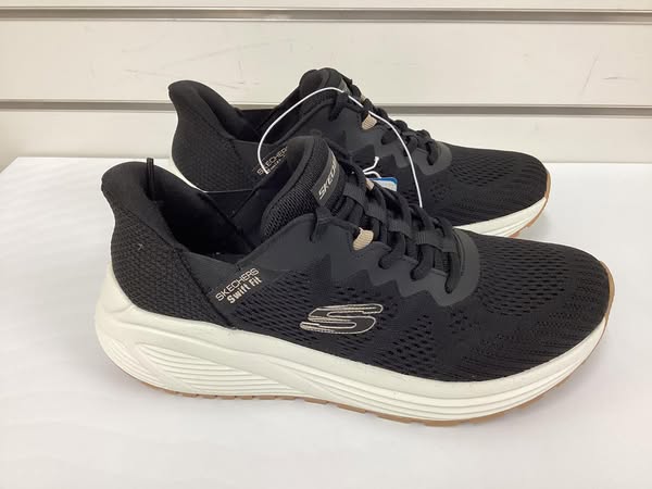 Skechers Women's Hands Free Swift Fit Athletic Mesh Sneaker Size 6.5