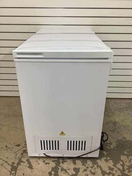 Frigidaire 7.0 Cu. ft. Chest Freezer