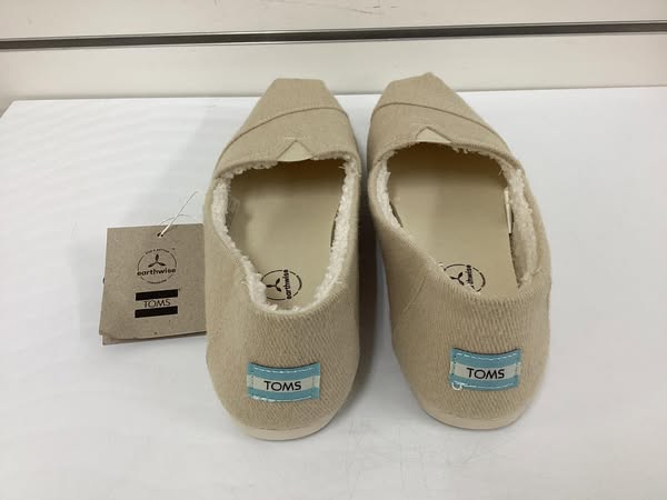TOMS Women's Classic Canvas Shoe Size 9.5
