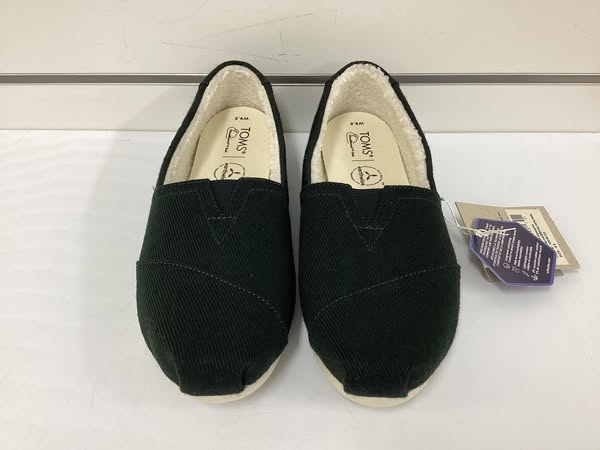 TOMS Women's Classic Canvas Shoe Size 9.5