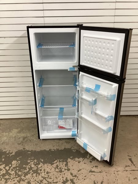 Frigidaire 21.5 in. wide 7.5 cu.ft. Mini Refrigerator in Platinum Design with Freezer