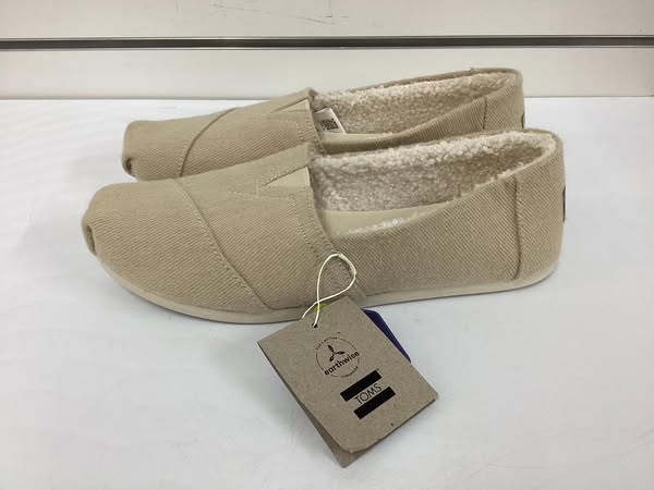 TOMS Women's Classic Canvas Shoe Size 9.5