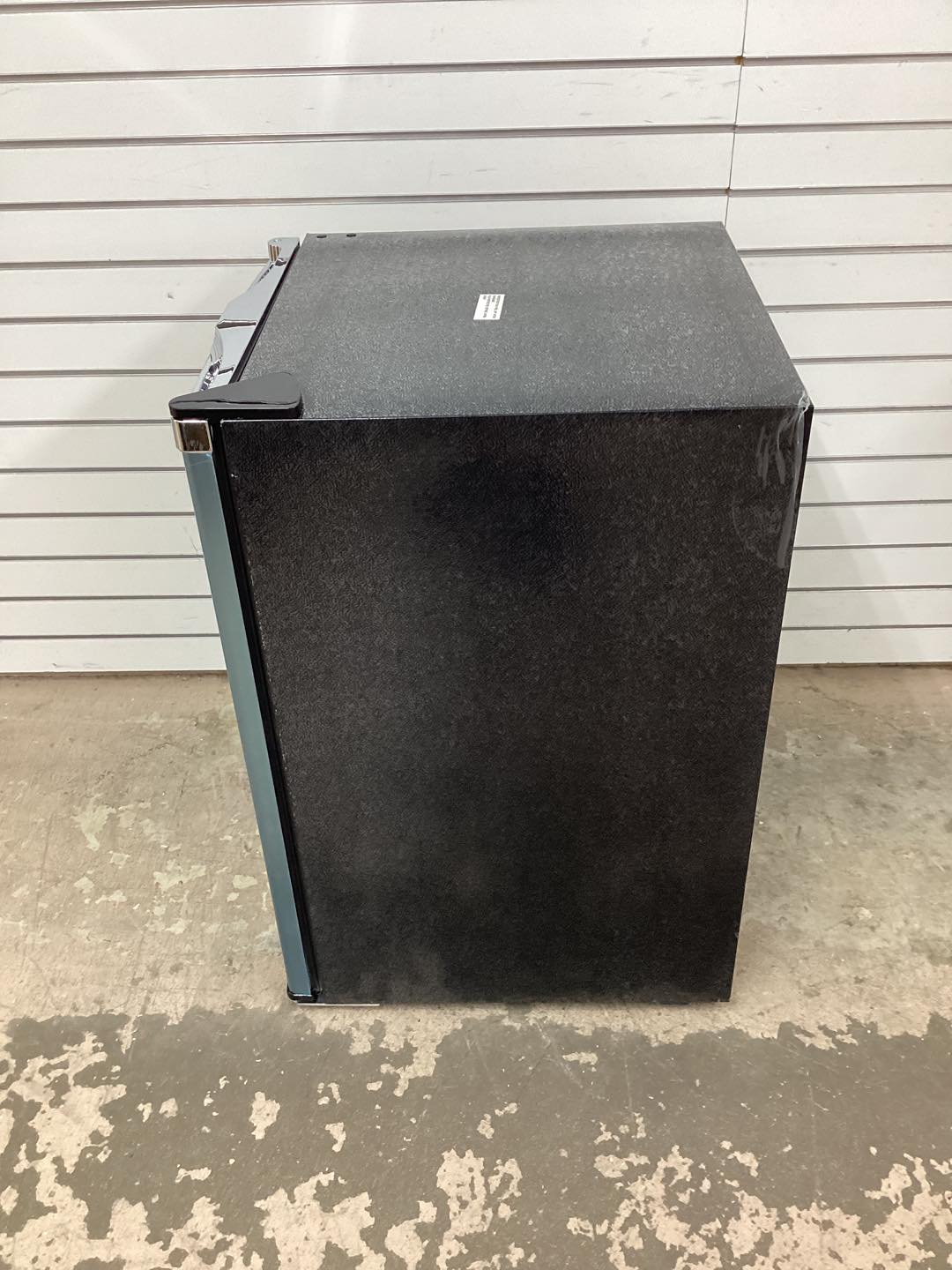 Frigidaire 4.6 cu. ft. Retro Mini Fridge with Platinum Door Design with Freezer