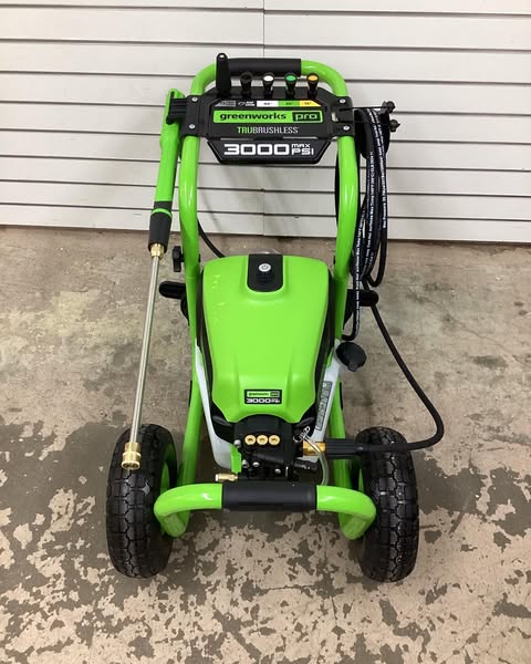 Greenworks 3000 PSI 2.0 GPM Cold Water Electric Pressure Washer