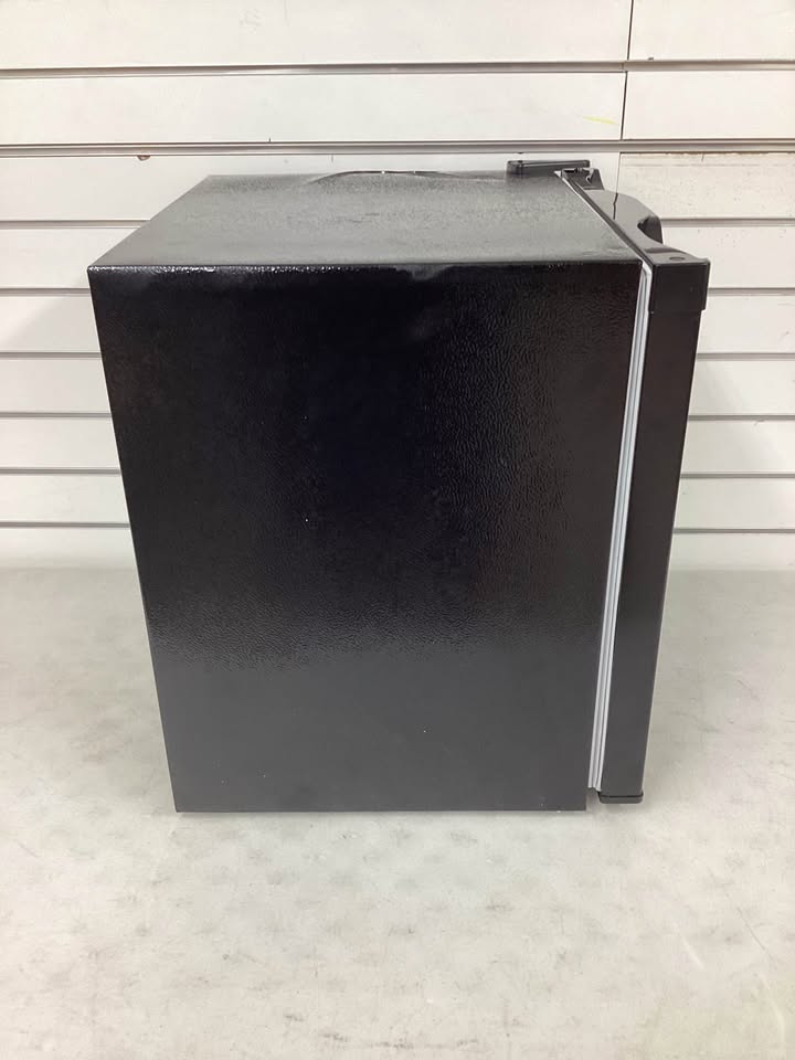 Frigidaire 1.6 cu. ft. Mini Fridge