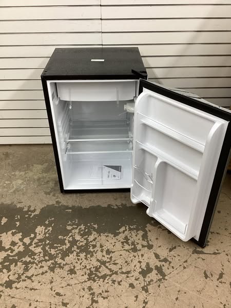 Frigidaire 4.6 cu. ft. Retro Mini Fridge with Platinum Door Design with Freezer