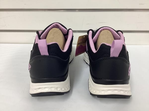 Skechers Women's Mesh Trail Sneaker Size 8