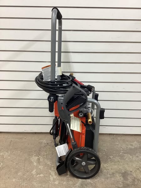 Husqvarna 2300-PSI 1.2-GPM Cold Water Electric Pressure washer with 4 Spray Tips - Lightly Used