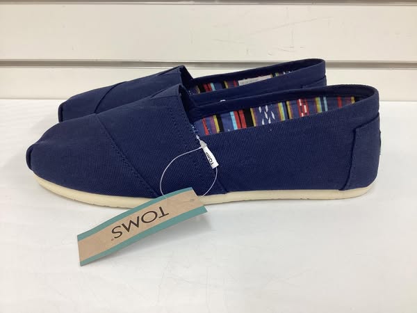 TOMS Women's Classic Canvas Shoe Size 9