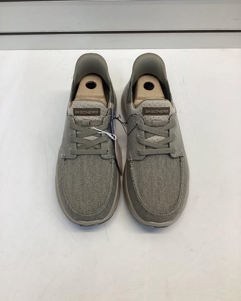 Skechers Men's Hands Free Swift Fit Canvas Sneaker Size 8