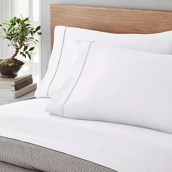 Member's Mark 300-Thread-Count 100% Organic Cotton Solid Sheet Set King Size