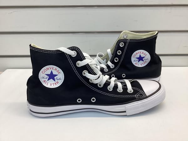 Converse Chuck Taylor All Star Canvas Unisex High Top Sneaker 8M/10W