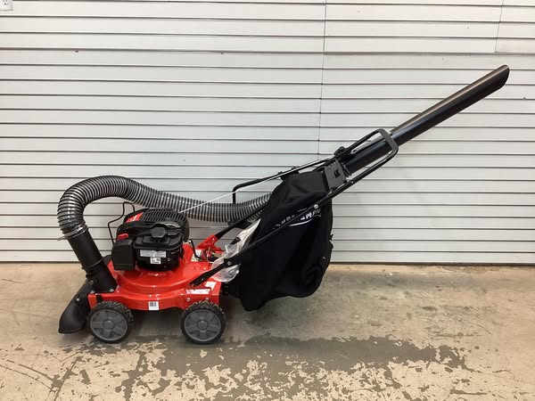 CRAFTSMAN 24.0-in 163-cc Chipper Shredder Lawn Vacuum