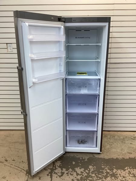 Samsung 11 cu. ft. Upright Flex Zone Convertible Refrigerator /Freezer